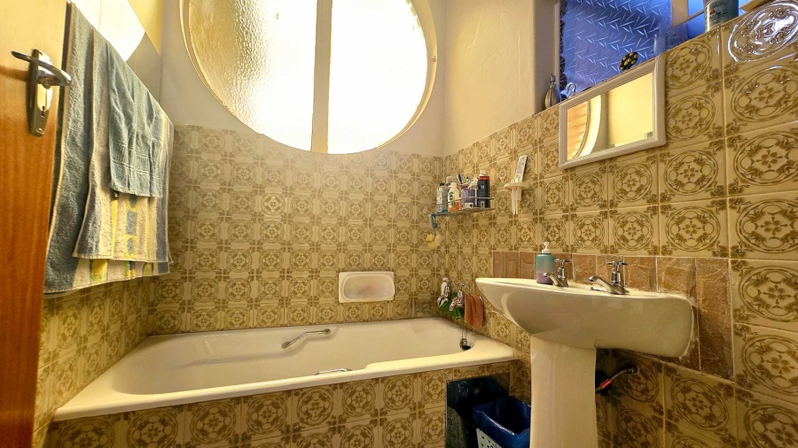 4 Bedroom Property for Sale in Monument Park Gauteng