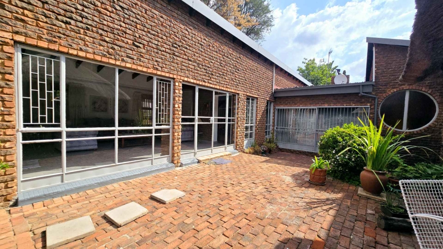 4 Bedroom Property for Sale in Monument Park Gauteng