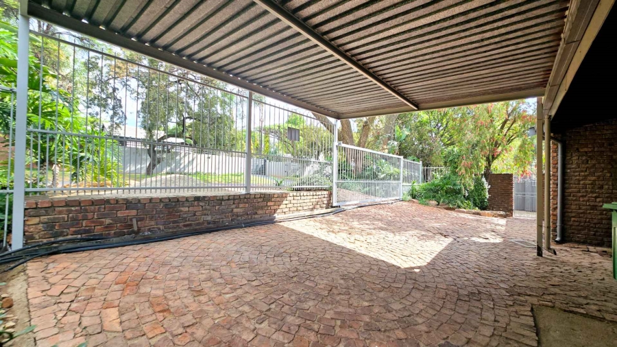 4 Bedroom Property for Sale in Monument Park Gauteng