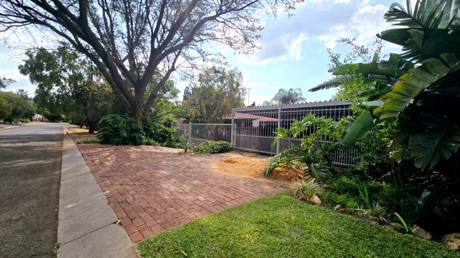 4 Bedroom Property for Sale in Monument Park Gauteng