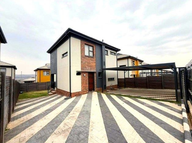 3 Bedroom Property for Sale in Lotus Gardens Gauteng