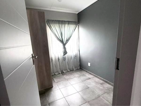 3 Bedroom Property for Sale in Lotus Gardens Gauteng