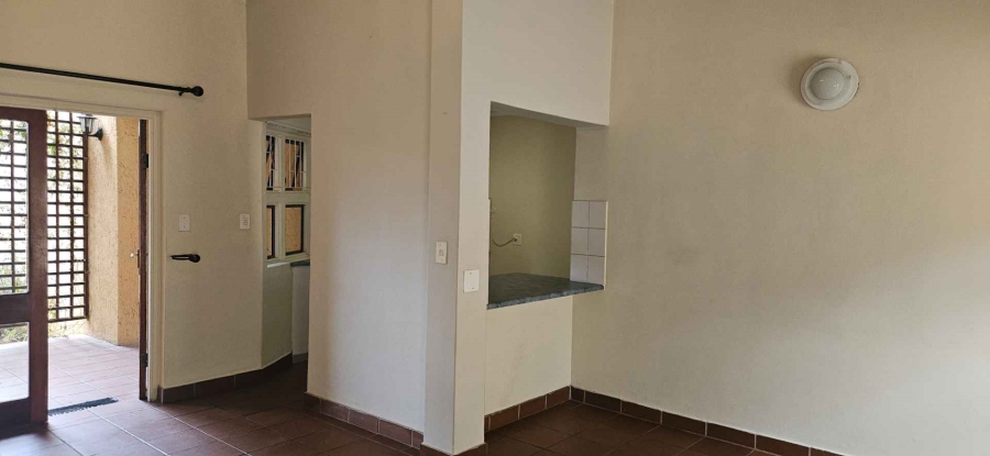2 Bedroom Property for Sale in Wapadrand Gauteng