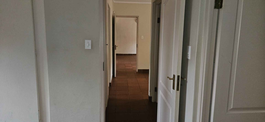 2 Bedroom Property for Sale in Wapadrand Gauteng