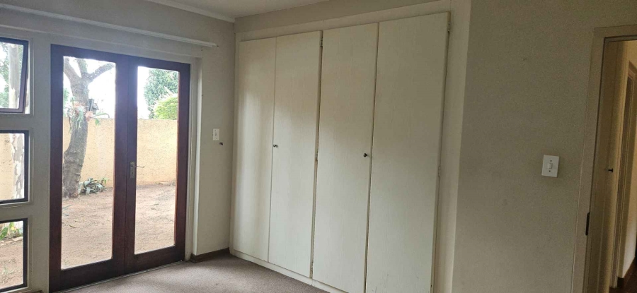 2 Bedroom Property for Sale in Wapadrand Gauteng