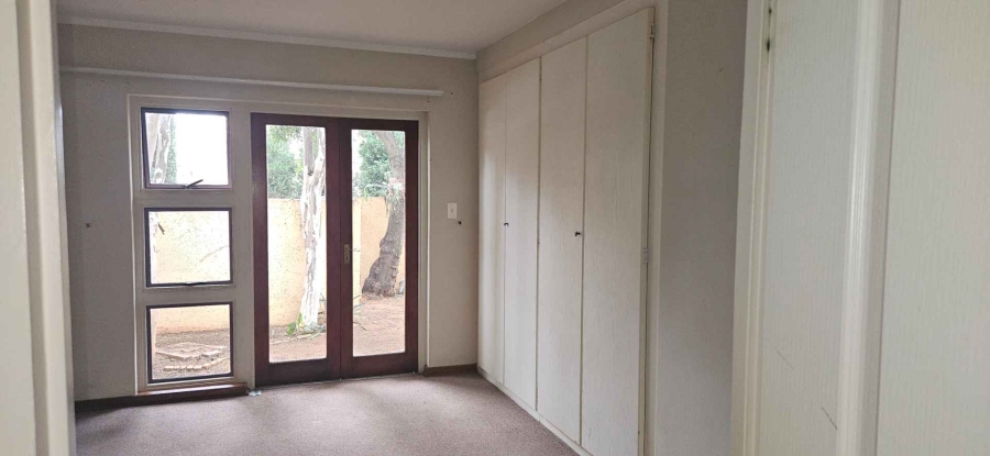 2 Bedroom Property for Sale in Wapadrand Gauteng