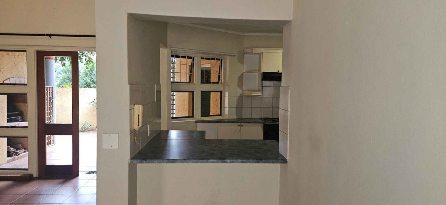 2 Bedroom Property for Sale in Wapadrand Gauteng