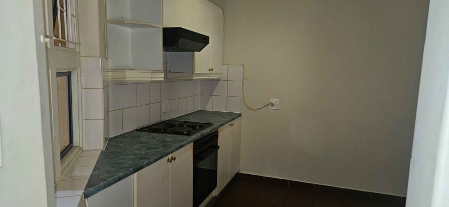 2 Bedroom Property for Sale in Wapadrand Gauteng