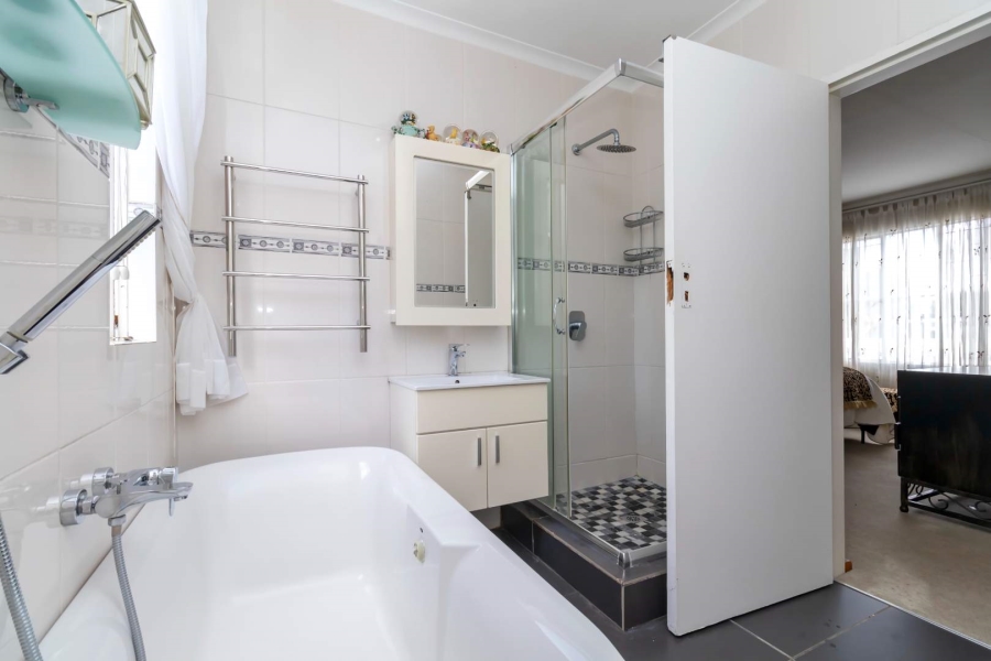 3 Bedroom Property for Sale in President Ridge Gauteng