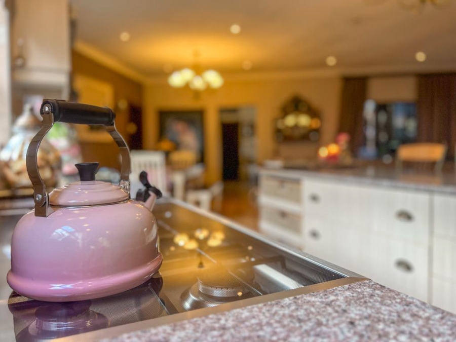 4 Bedroom Property for Sale in Midfield Estate Gauteng