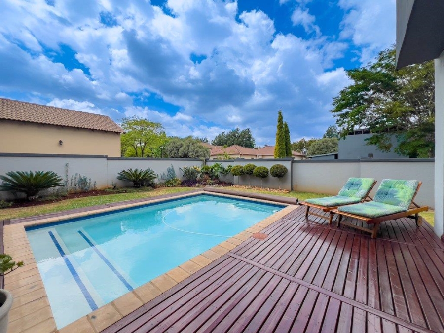 3 Bedroom Property for Sale in Midfield Estate Gauteng