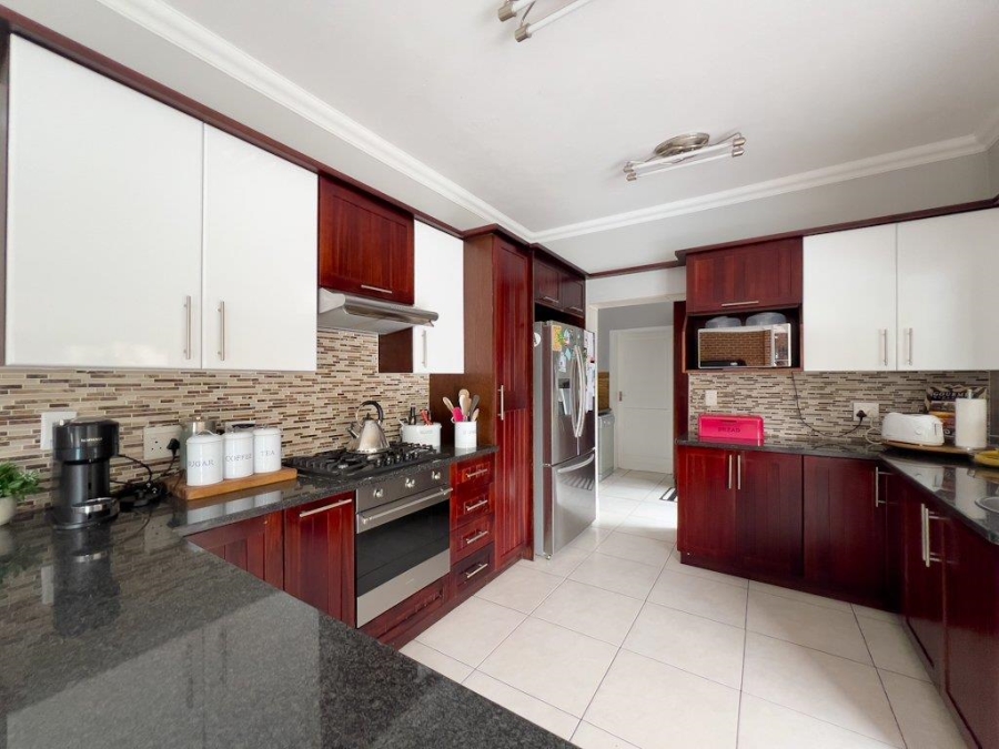 3 Bedroom Property for Sale in Midfield Estate Gauteng