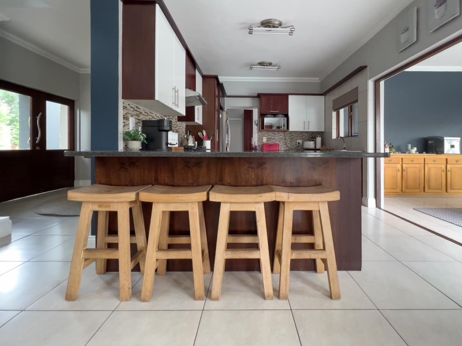 3 Bedroom Property for Sale in Midfield Estate Gauteng