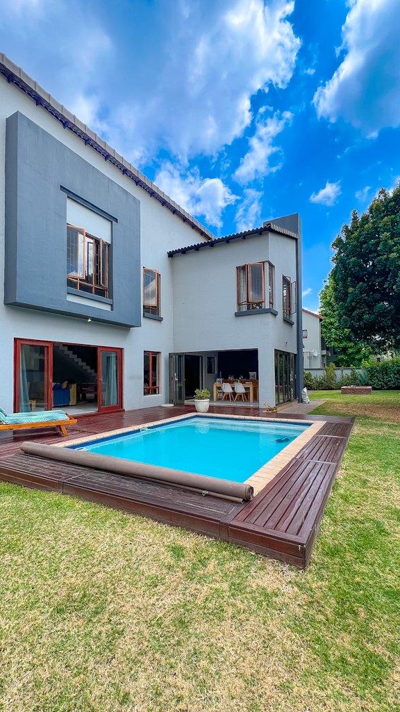 3 Bedroom Property for Sale in Midfield Estate Gauteng