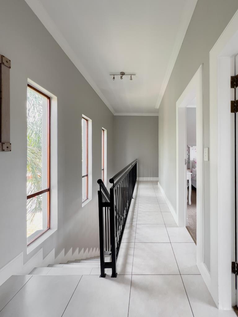 3 Bedroom Property for Sale in Midfield Estate Gauteng