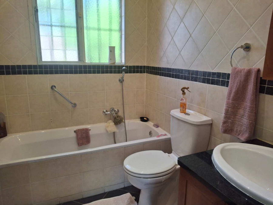 To Let 3 Bedroom Property for Rent in Morningside Gauteng