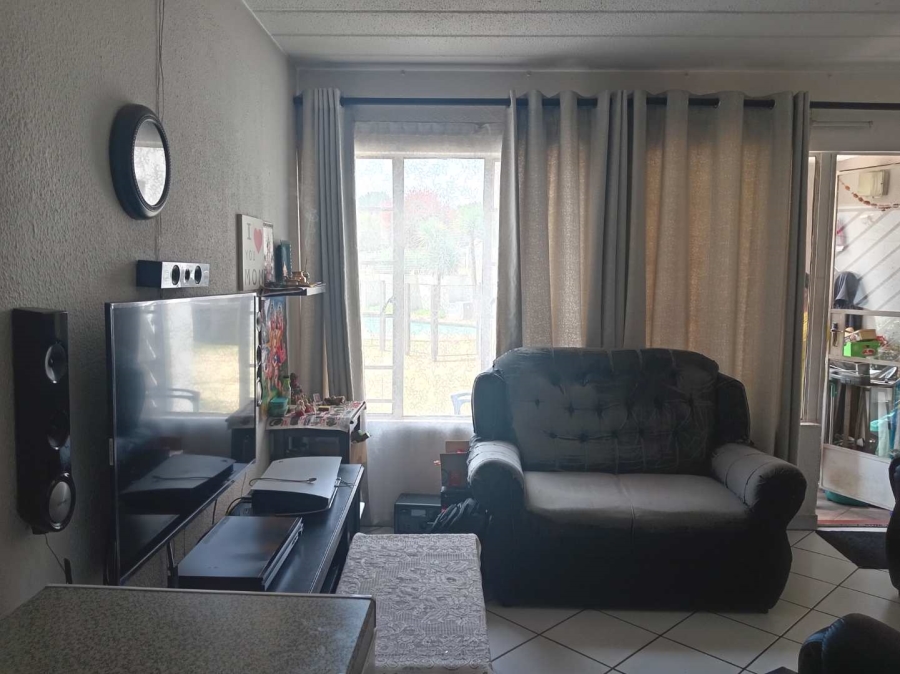 3 Bedroom Property for Sale in Dowerglen Gauteng