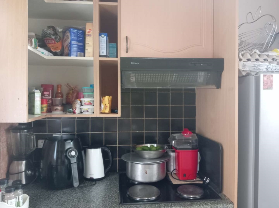 3 Bedroom Property for Sale in Dowerglen Gauteng