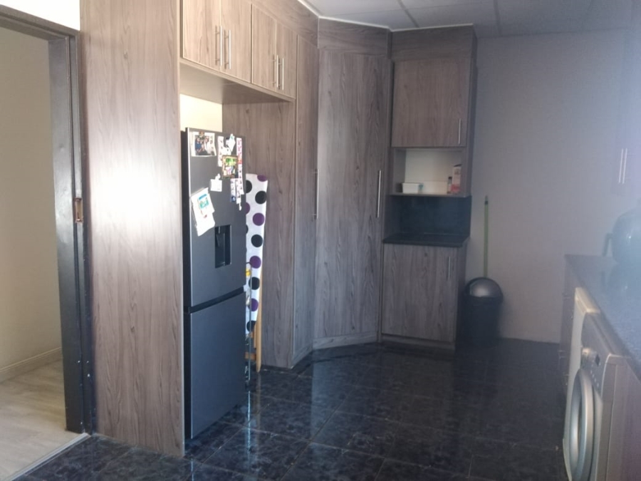 To Let 4 Bedroom Property for Rent in Mayberry Park Gauteng