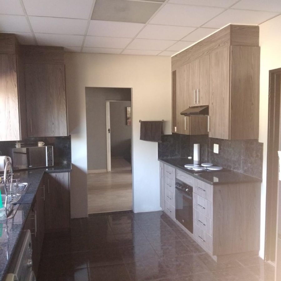 To Let 4 Bedroom Property for Rent in Mayberry Park Gauteng