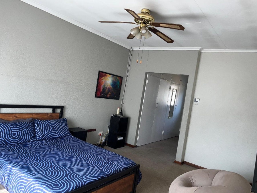 To Let 4 Bedroom Property for Rent in Mayberry Park Gauteng