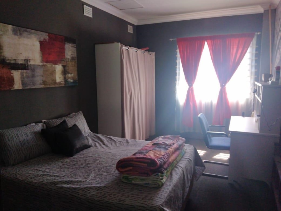 To Let 4 Bedroom Property for Rent in Mayberry Park Gauteng