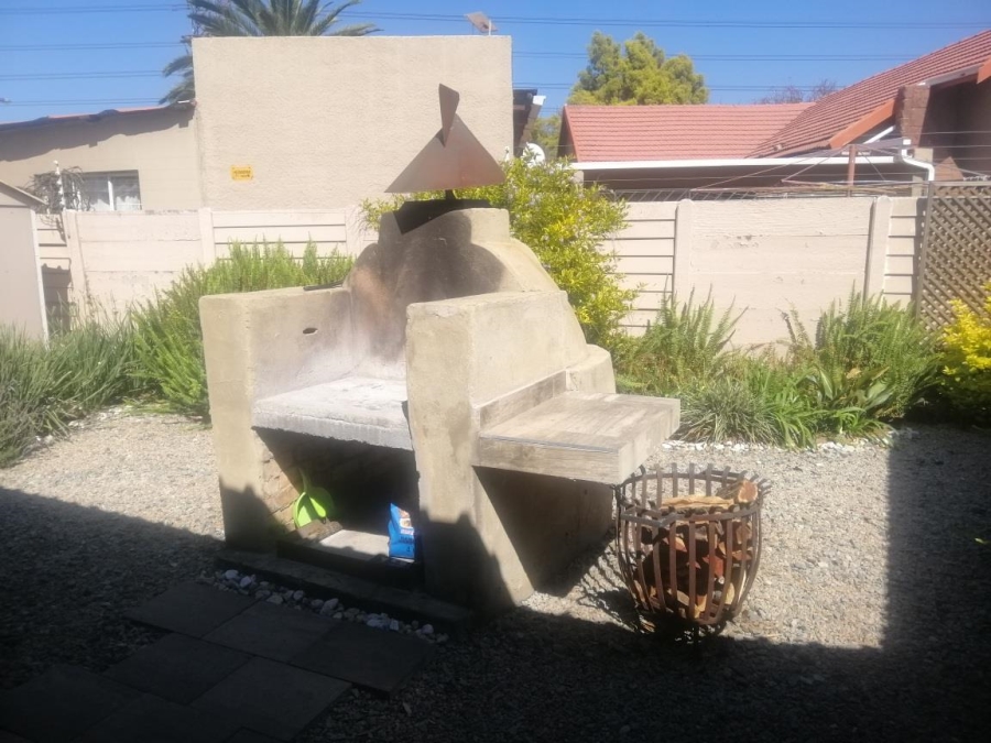 3 Bedroom Property for Sale in Randhart Gauteng