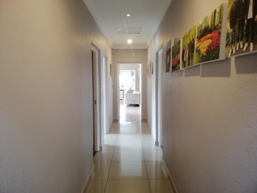 4 Bedroom Property for Sale in Lambton Gauteng