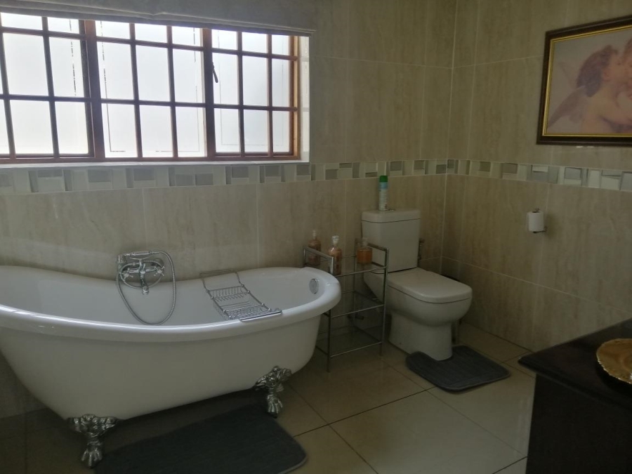 4 Bedroom Property for Sale in Lambton Gauteng