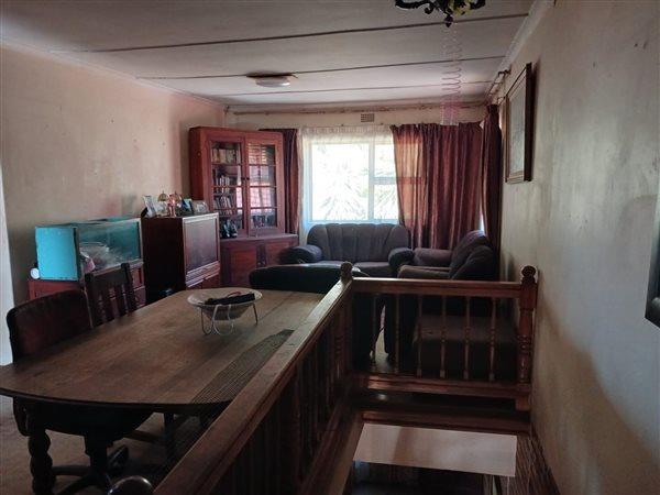 8 Bedroom Property for Sale in Parkhill Gardens Gauteng