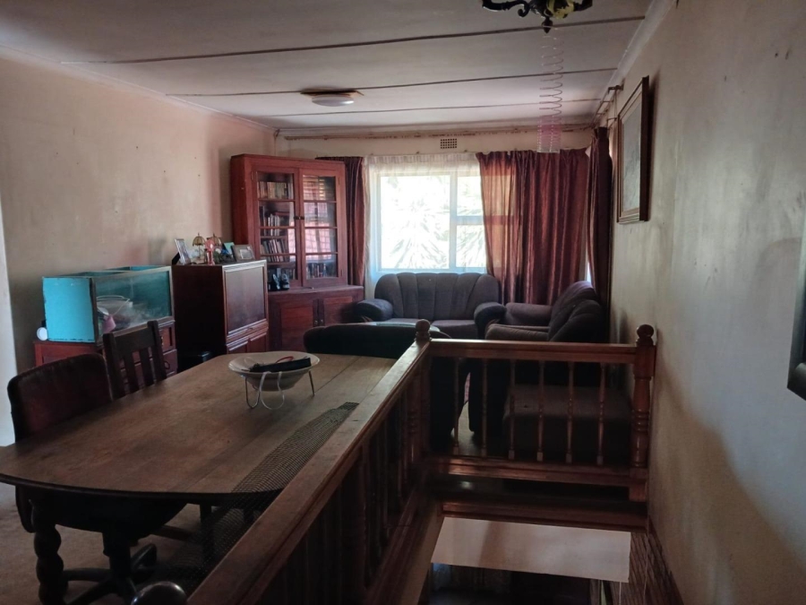 8 Bedroom Property for Sale in Parkhill Gardens Gauteng