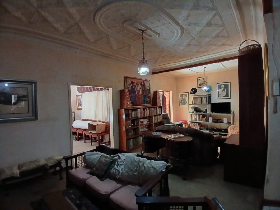 8 Bedroom Property for Sale in Parkhill Gardens Gauteng