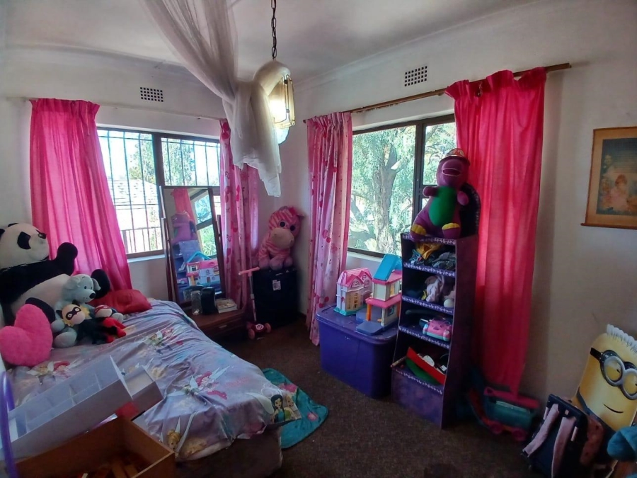 8 Bedroom Property for Sale in Parkhill Gardens Gauteng