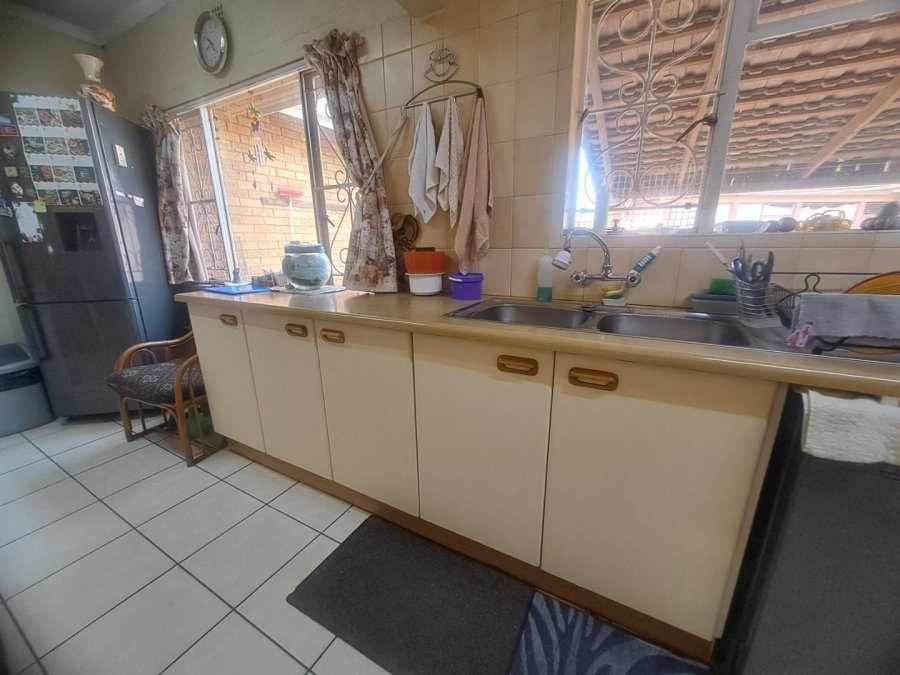 4 Bedroom Property for Sale in Elspark Gauteng