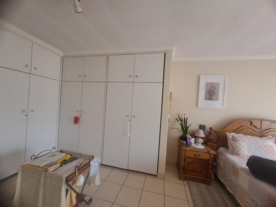 4 Bedroom Property for Sale in Elspark Gauteng