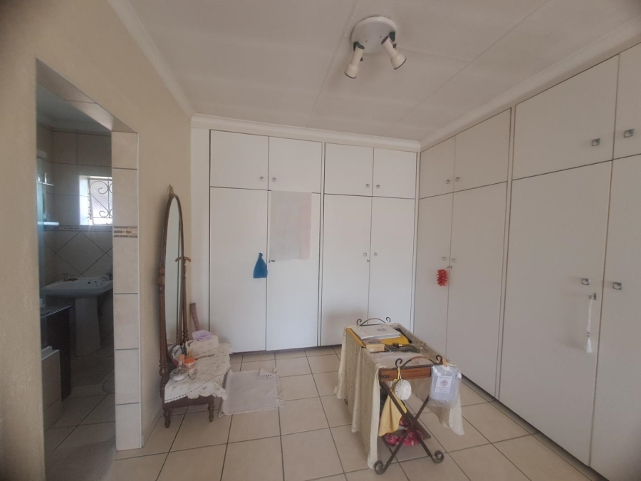 4 Bedroom Property for Sale in Elspark Gauteng
