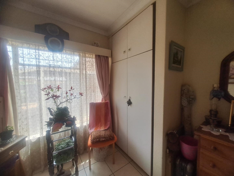 4 Bedroom Property for Sale in Elspark Gauteng