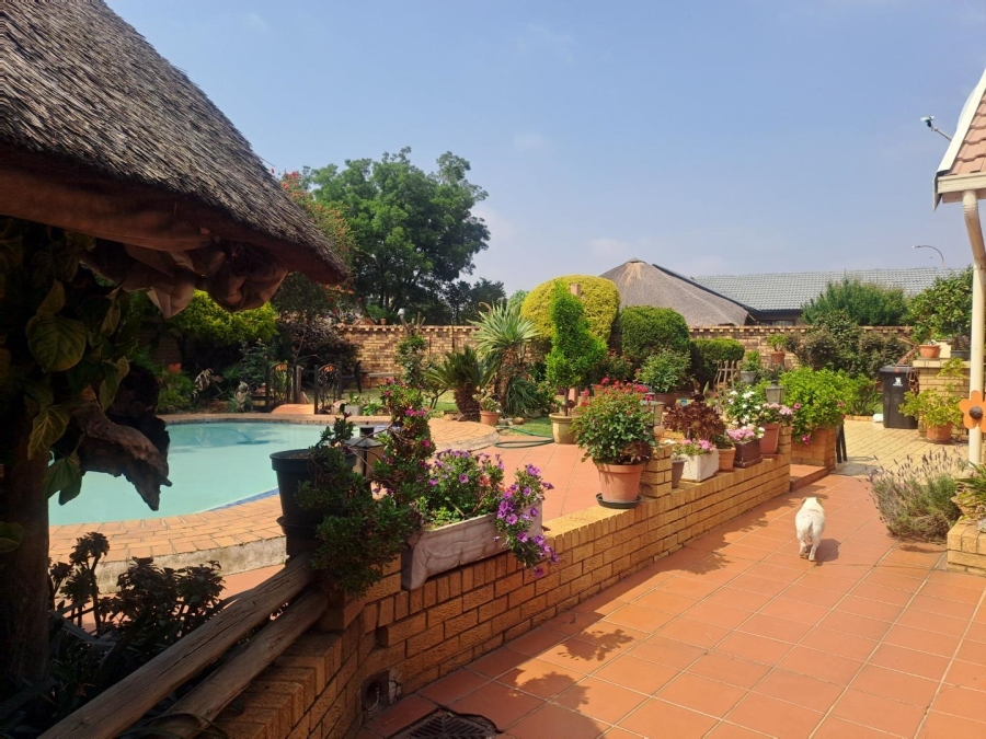 4 Bedroom Property for Sale in Elspark Gauteng