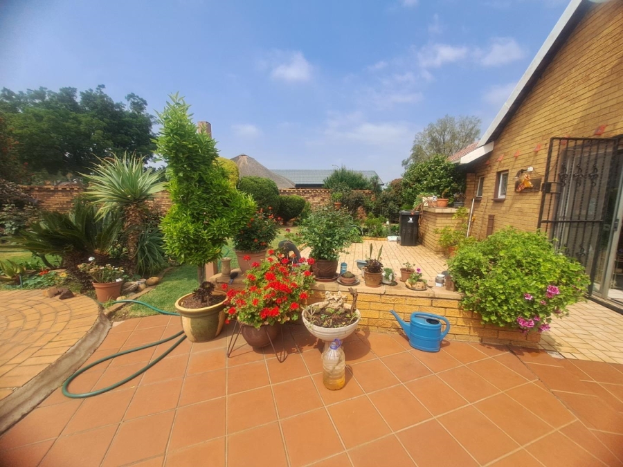 4 Bedroom Property for Sale in Elspark Gauteng