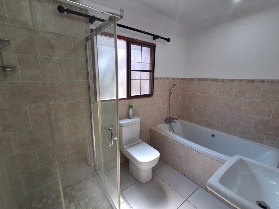 3 Bedroom Property for Sale in Bassonia Gauteng