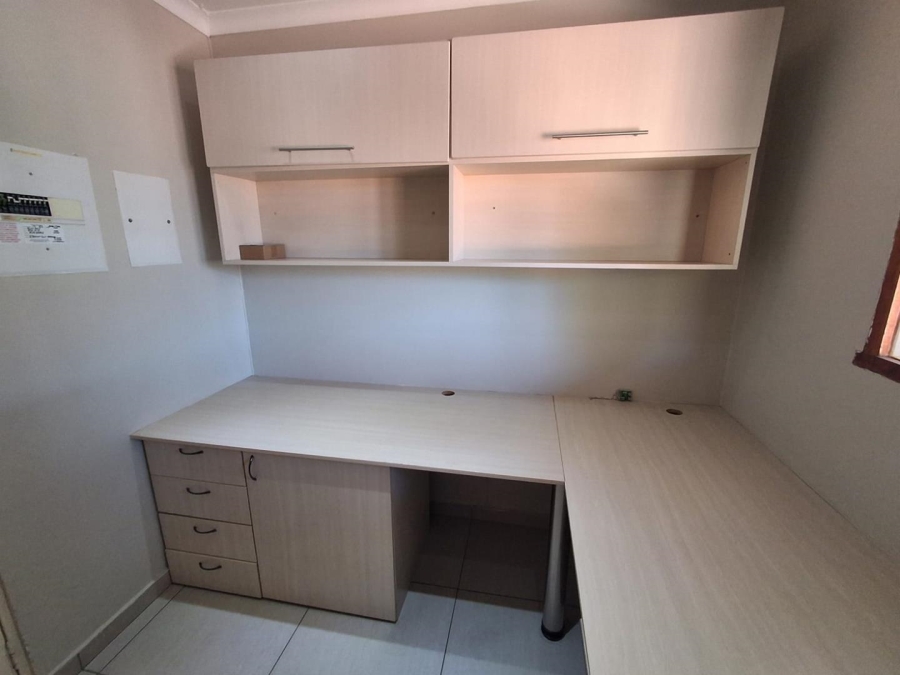 3 Bedroom Property for Sale in Bassonia Gauteng
