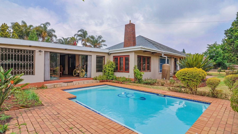 4 Bedroom Property for Sale in Florida Park Gauteng