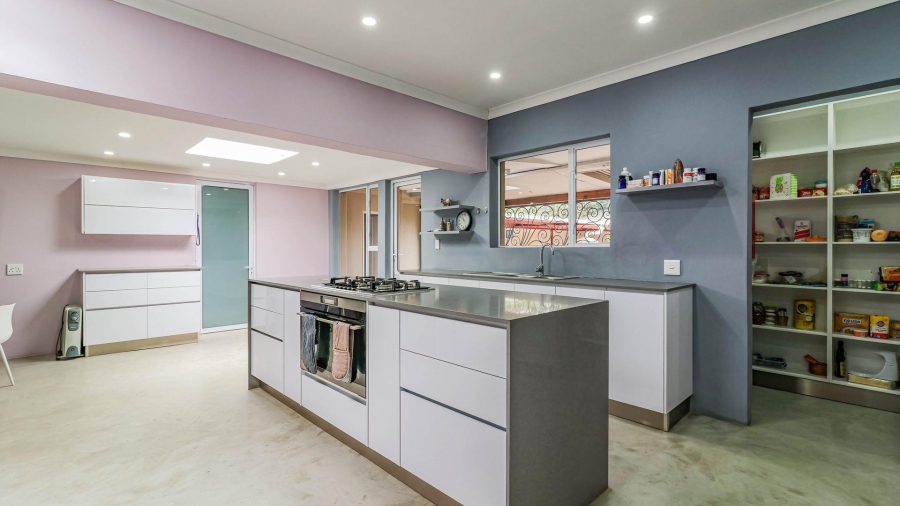 4 Bedroom Property for Sale in Florida Park Gauteng