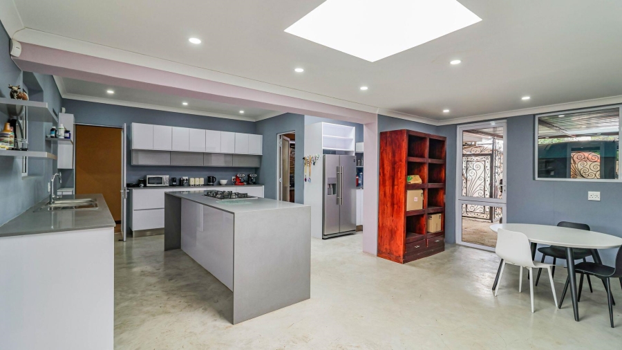 4 Bedroom Property for Sale in Florida Park Gauteng