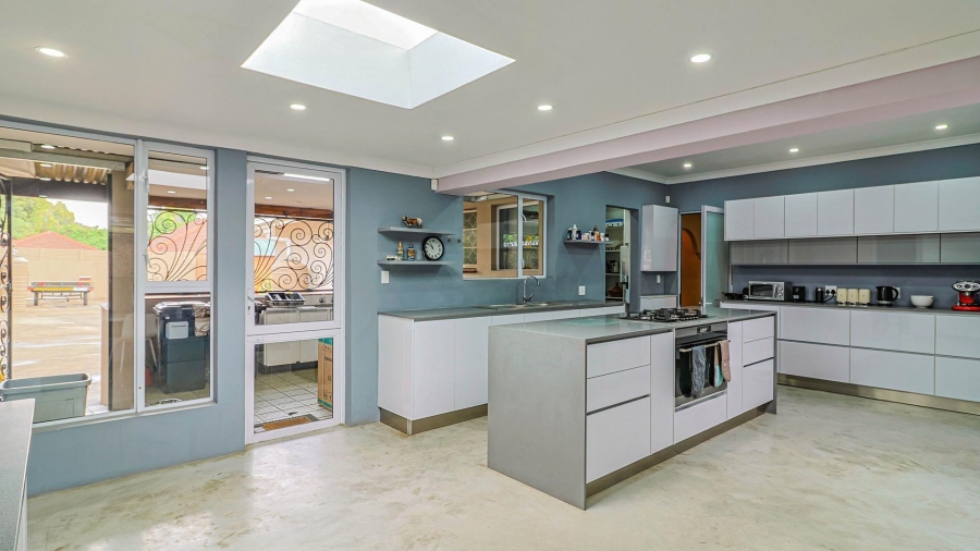 4 Bedroom Property for Sale in Florida Park Gauteng