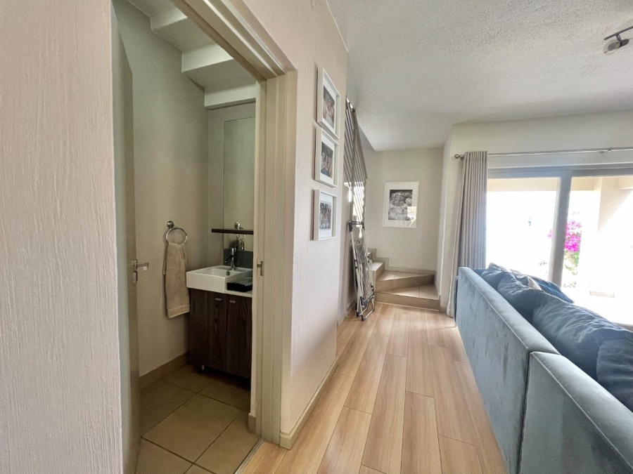 To Let 2 Bedroom Property for Rent in Beverley A H Gauteng