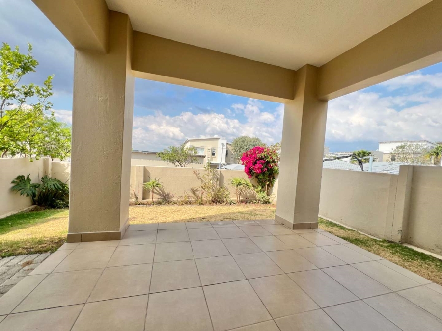 To Let 2 Bedroom Property for Rent in Beverley A H Gauteng