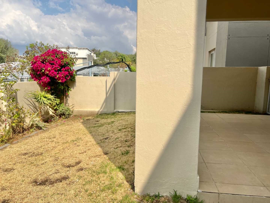 To Let 2 Bedroom Property for Rent in Beverley A H Gauteng