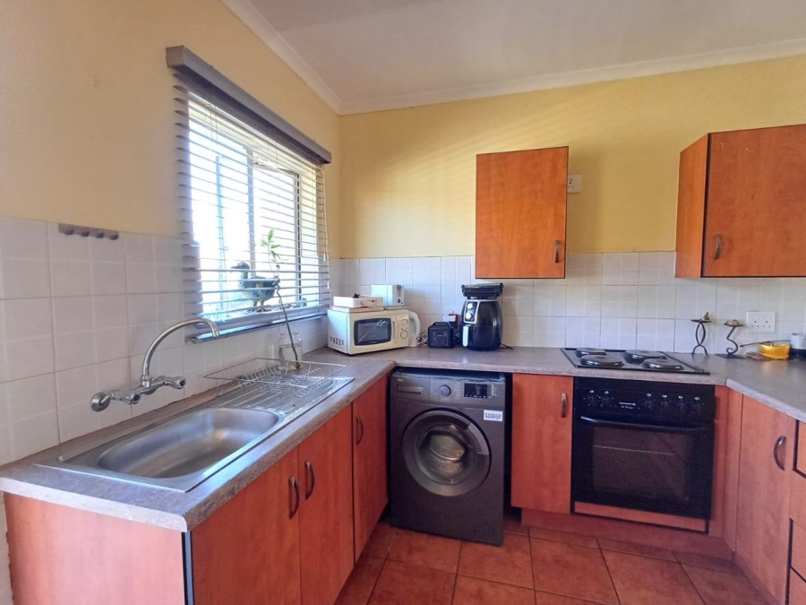 To Let 2 Bedroom Property for Rent in Wilgeheuwel Gauteng