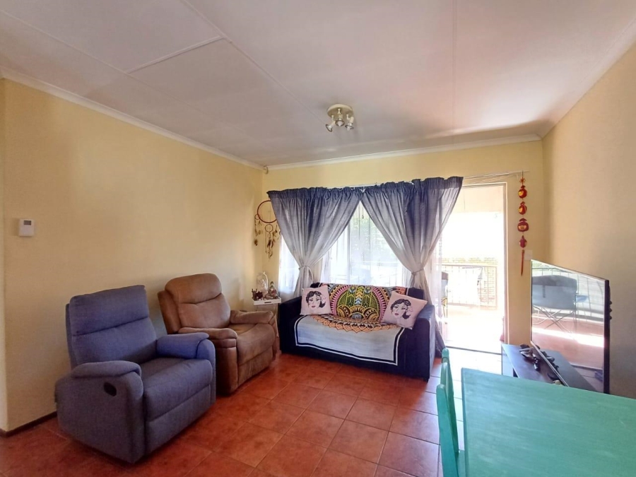 To Let 2 Bedroom Property for Rent in Wilgeheuwel Gauteng